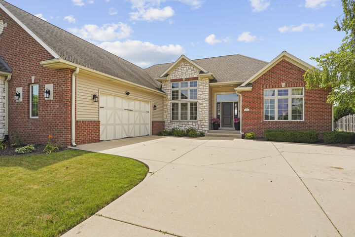 2222 38th Ave  Kenosha WI 53144 photo