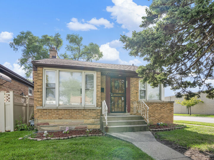 1135 Rice Avenue  Bellwood IL 60104 photo