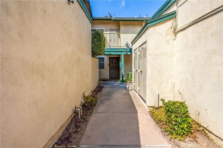Property Photo:  2652 Shadow Hills Drive  CA 92407 