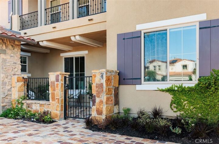 Property Photo:  26 Via Fontibre  CA 92673 