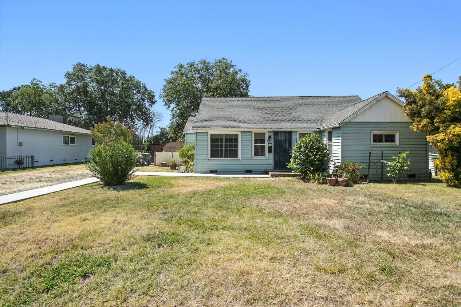 Property Photo:  714 Simon Street  CA 95632 