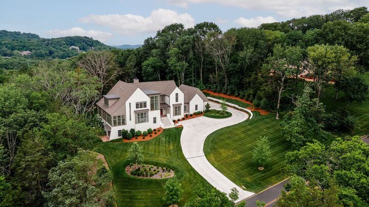 Property Photo:  5929 E Ashland Dr  TN 37215 