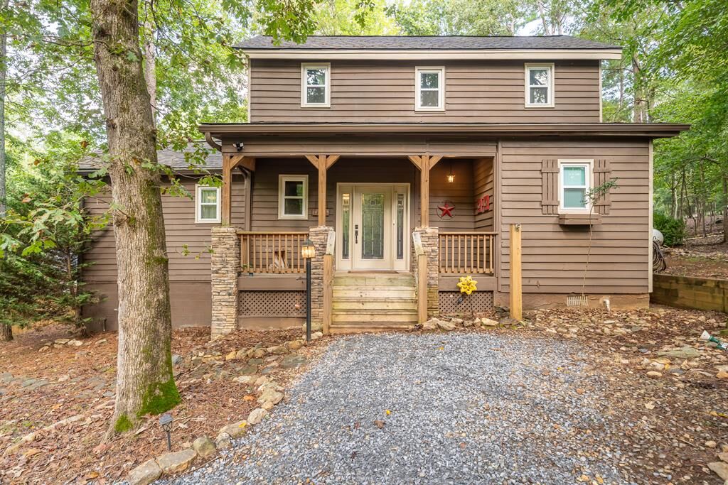 Property Photo: 17 Tara Lane GA 30540