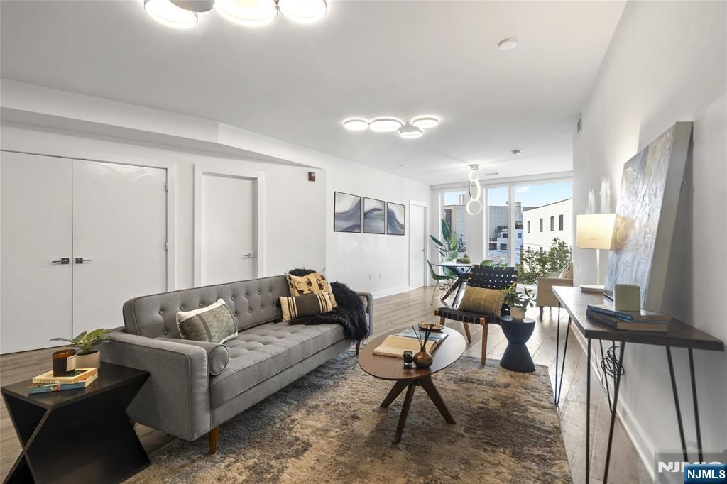 Property Photo:  367 3rd Street 401  NJ 07302 