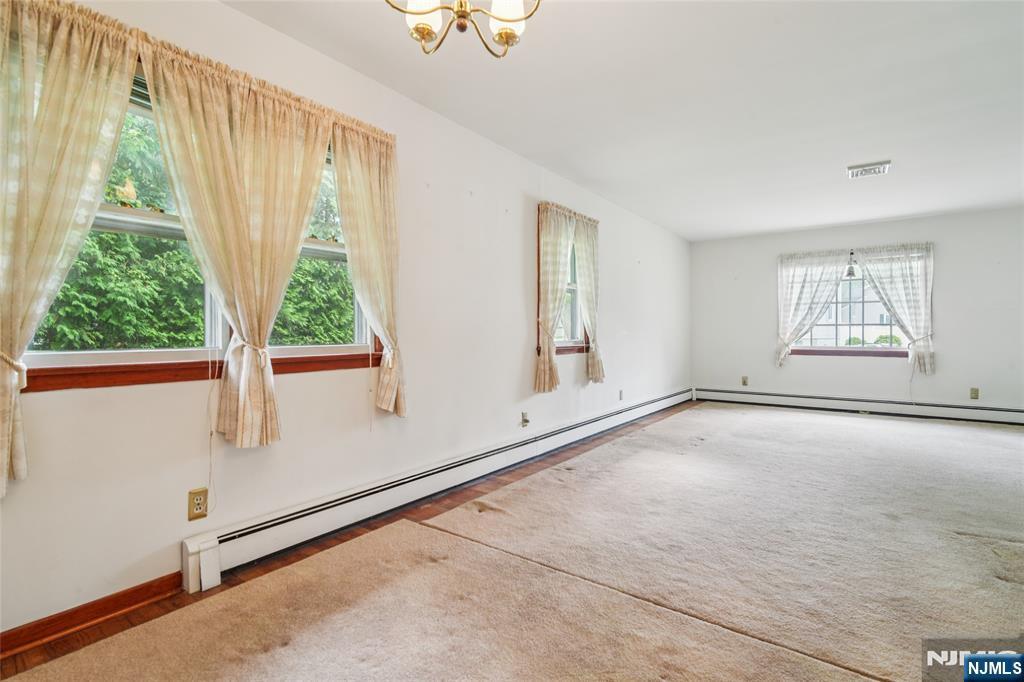 Property Photo:  3 Lakeview Drive  NJ 07463 