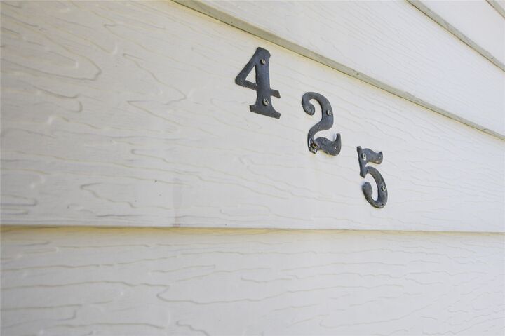 Property Photo: 425 Beverly Avenue MT 59801