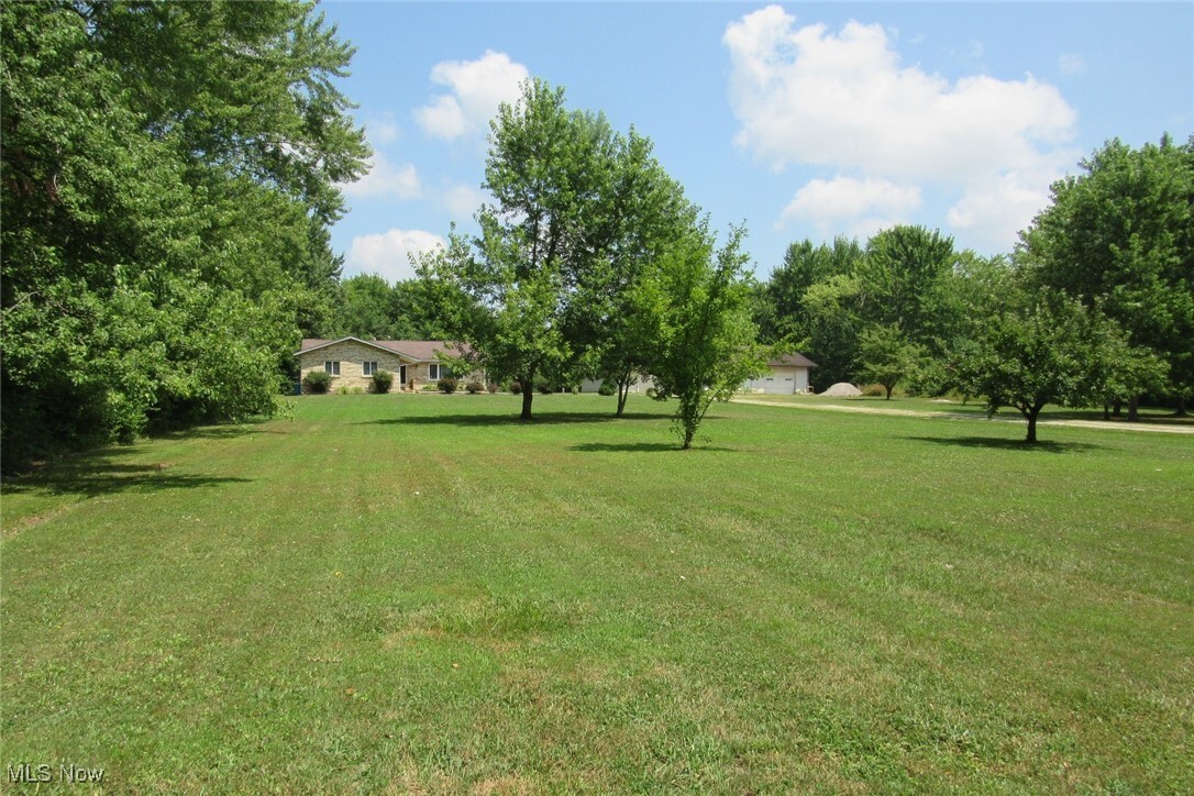 Property Photo: 1372 Harpersfield Road OH 44041