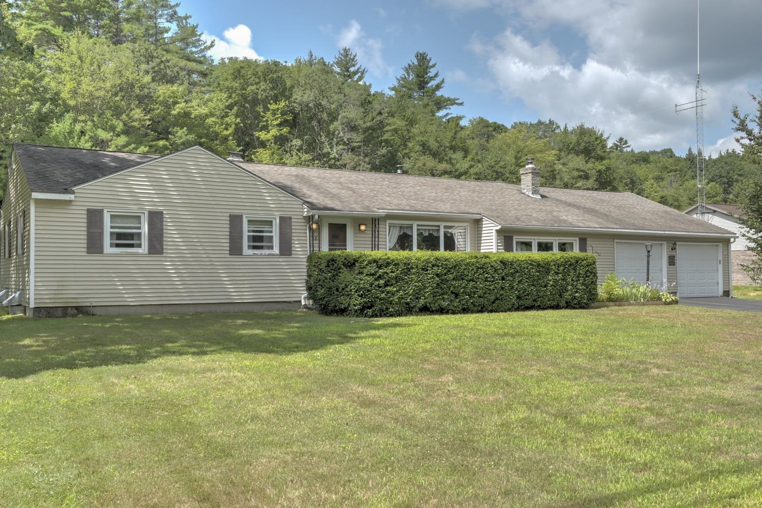Property Photo:  28 Eaton Road  NH 03446 