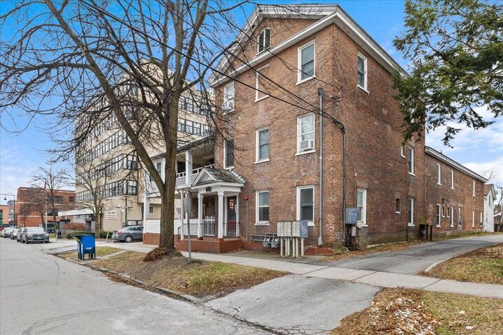 Property Photo:  21-25 Elmwood Avenue  VT 05401 