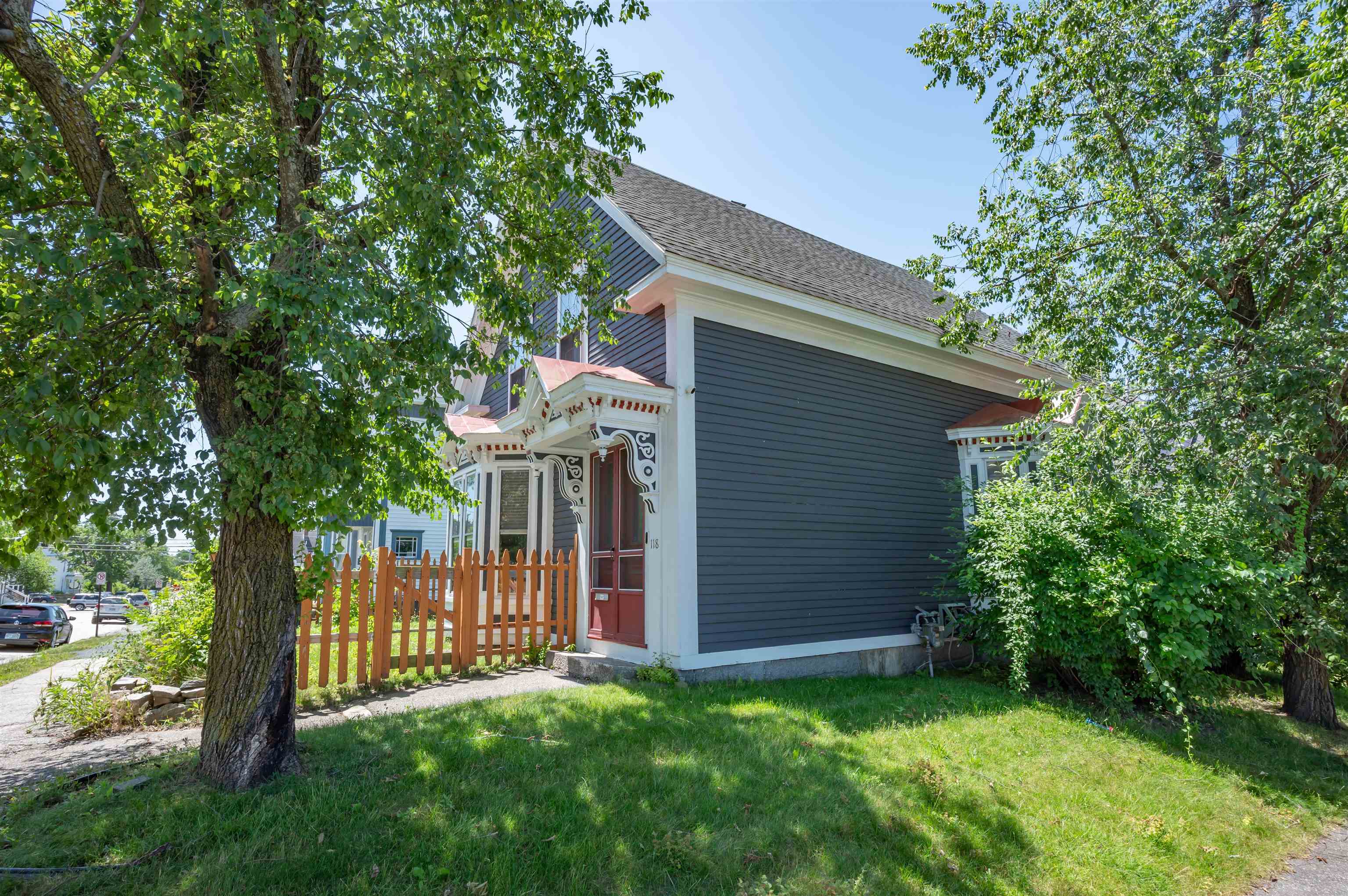 Property Photo: 118 Walnut Street NH 03104