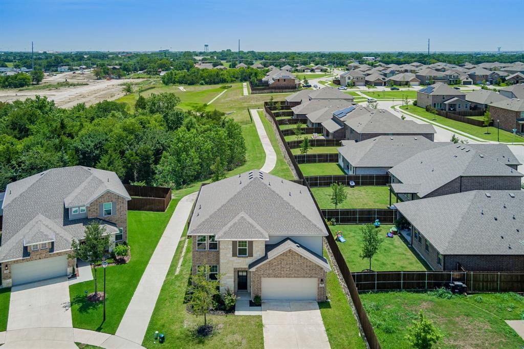 Property Photo: 709 Colgate Circle TX 75407