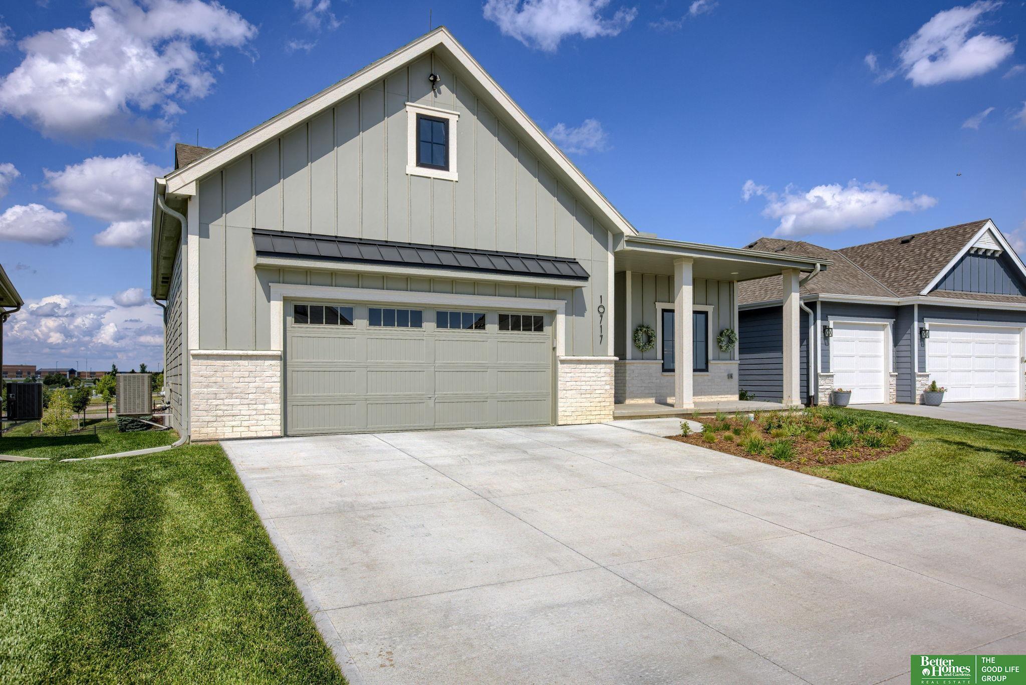 Property Photo: 10717 S 126th Court NE 68138