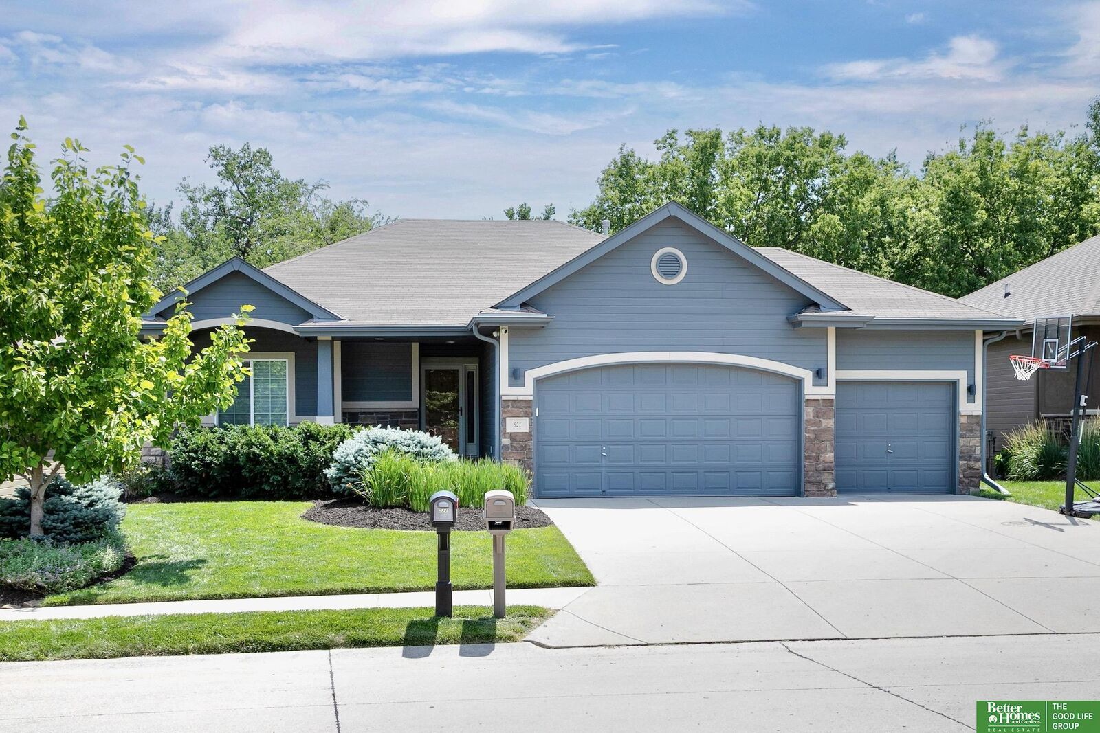 Property Photo: 521 S 182nd Street NE 68022