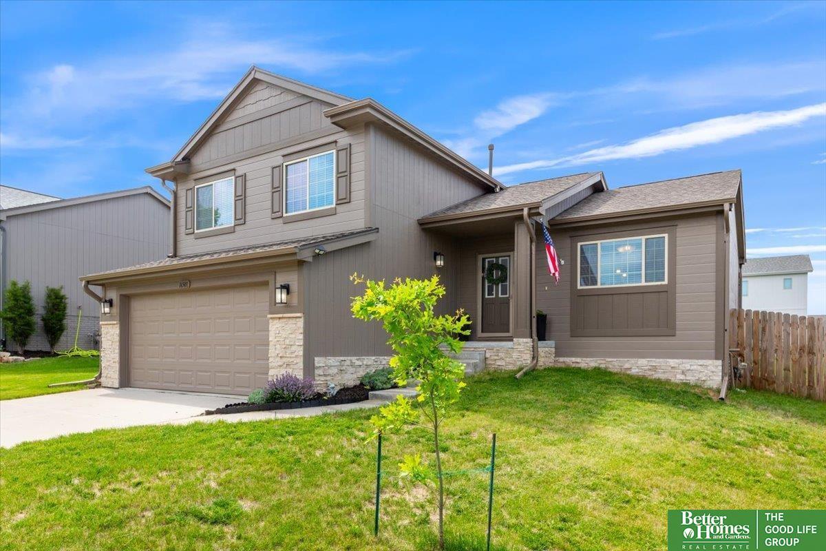 Property Photo: 16501 Potter Street NE 68007