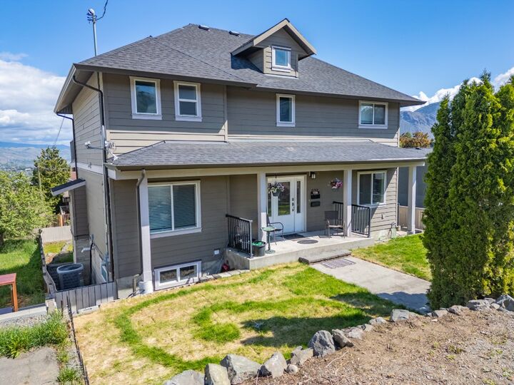 Property Photo:  622 Battle  W Street  BC V2C 1H5 