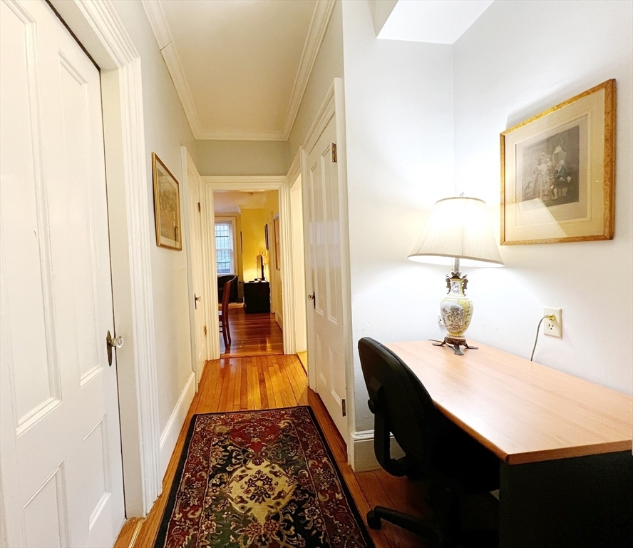 Property Photo:  86 Commonwealth Avenue Gb  MA 02116 