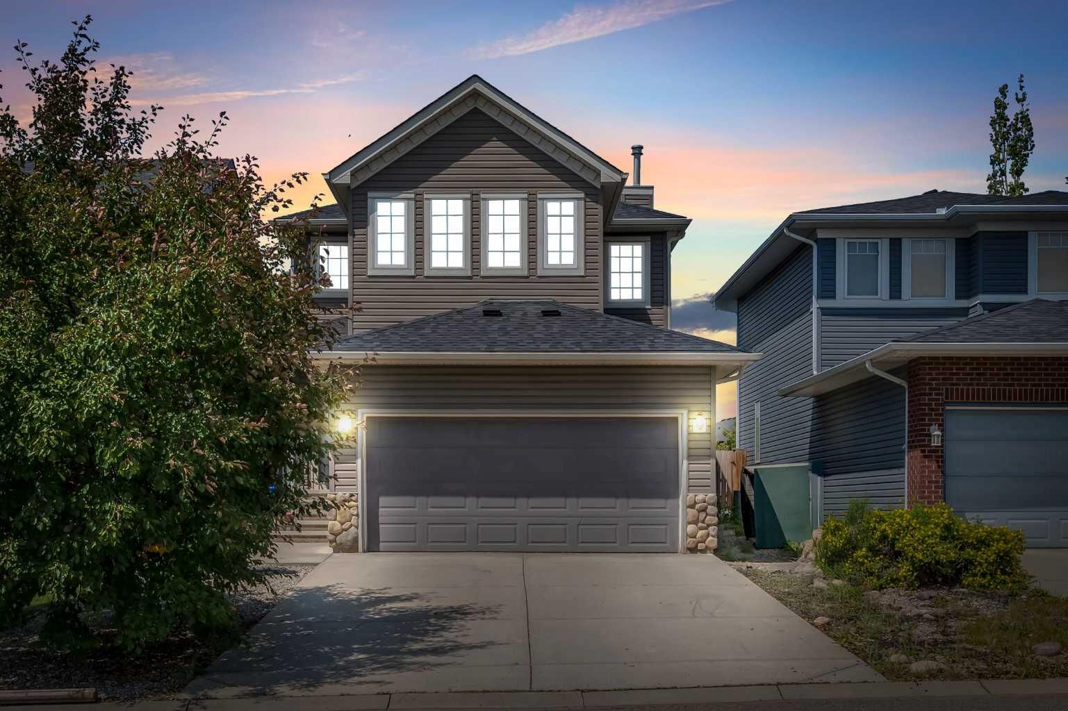 Property Photo: 218 Evansford Circle NW AB T3P 0A8