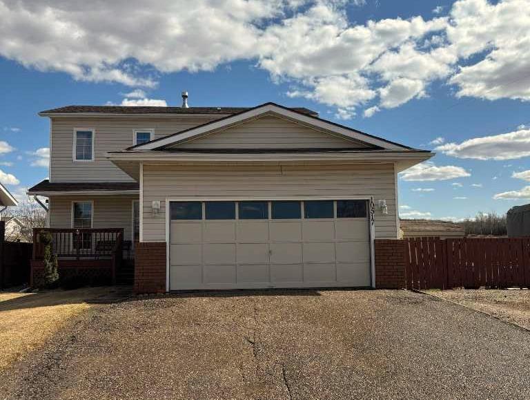 Photo de la propriété:  10517 82 Street  AB T8S 1M7 