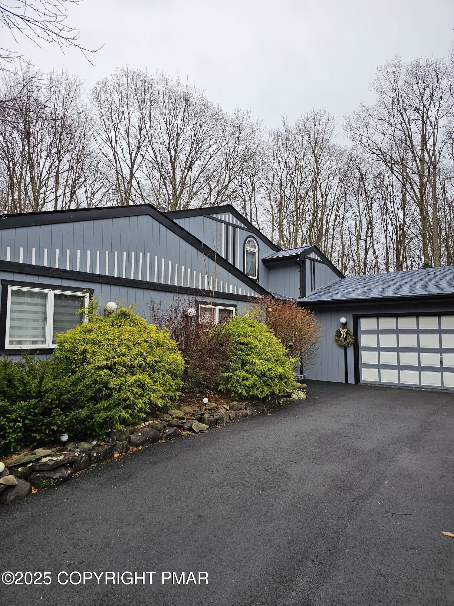 Property Photo: 116 Charles Lane PA 18347