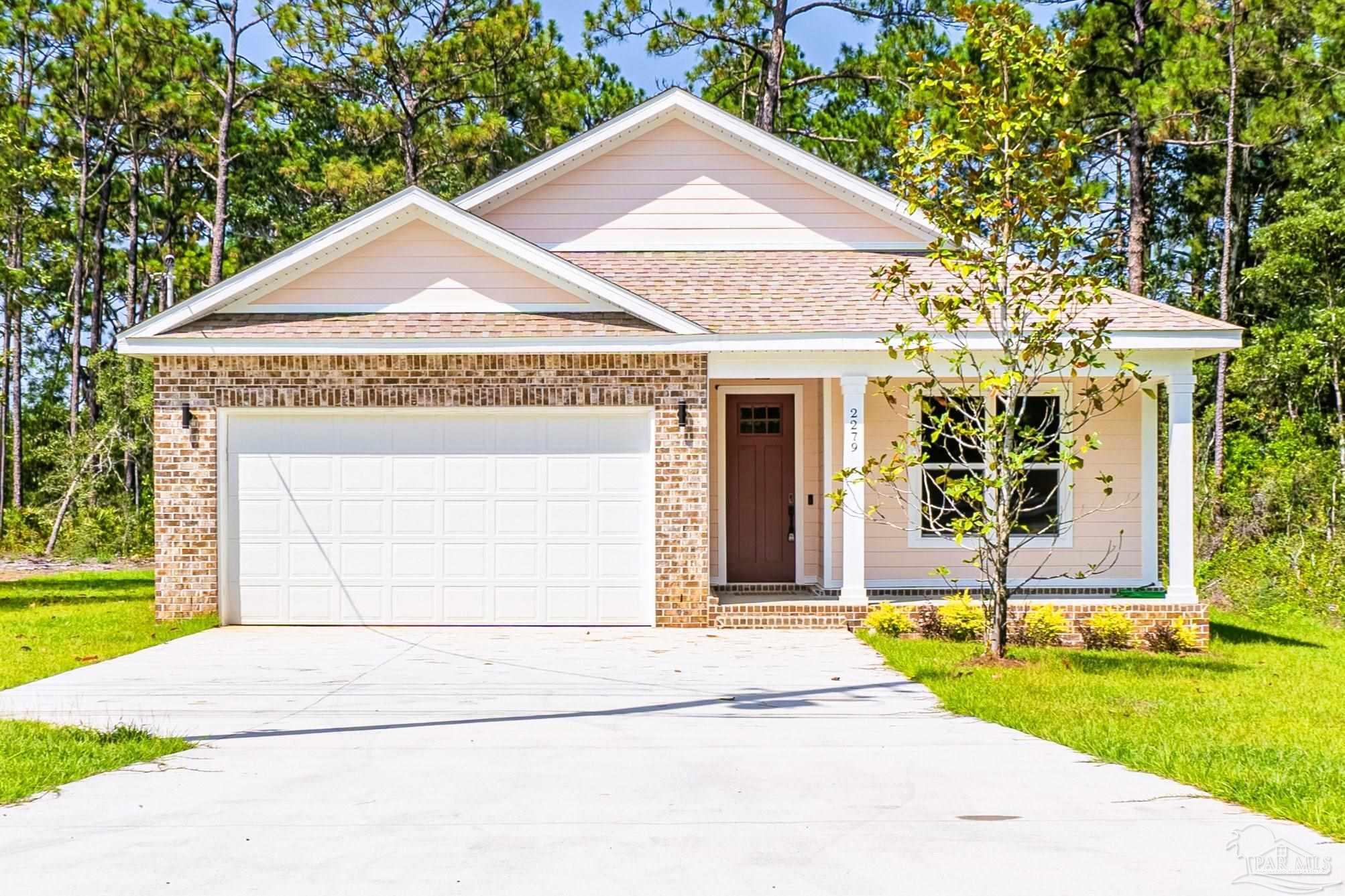 Property Photo: 2279 Dogtrack Rd FL 32506