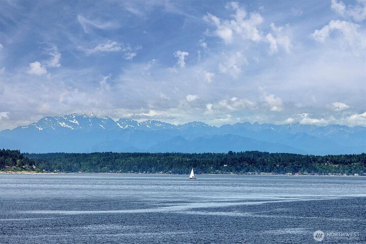 Property Photo:  4131  Beach Drive SW  WA 98116 