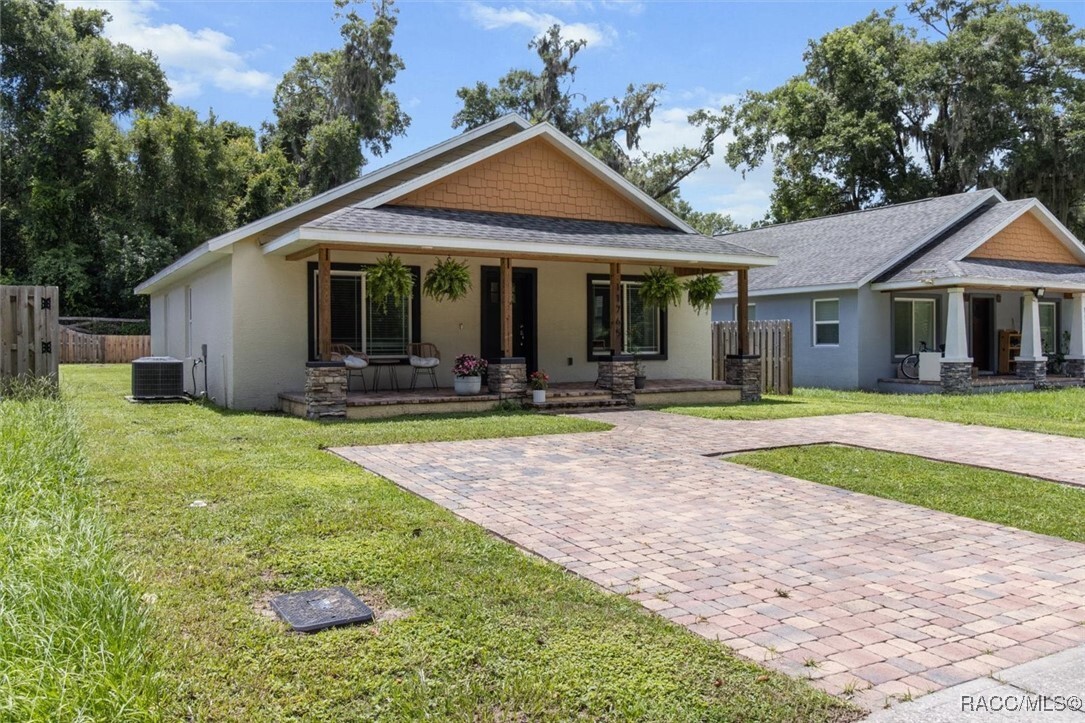 Property Photo: 11765 Bostick Street FL 34432