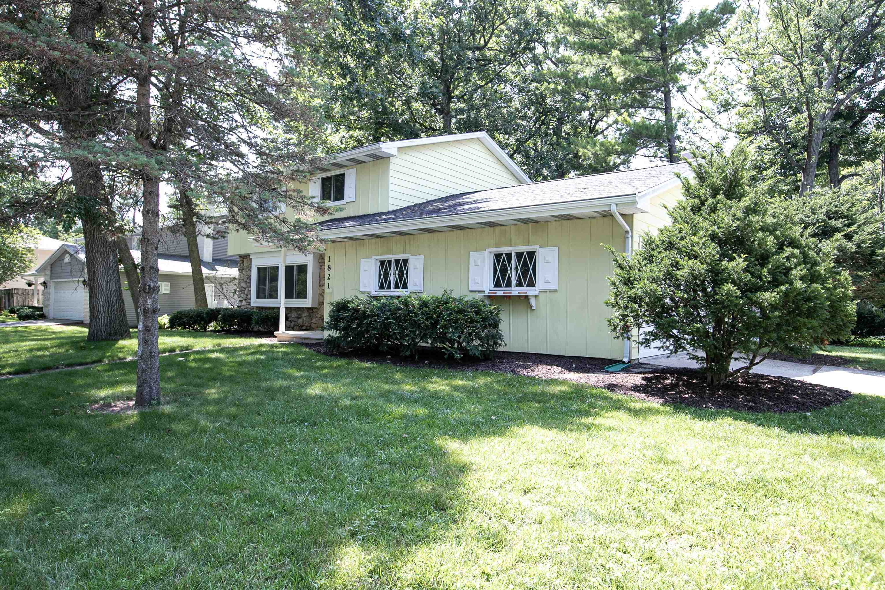 Property Photo: 1821 N McDonald Street WI 54911
