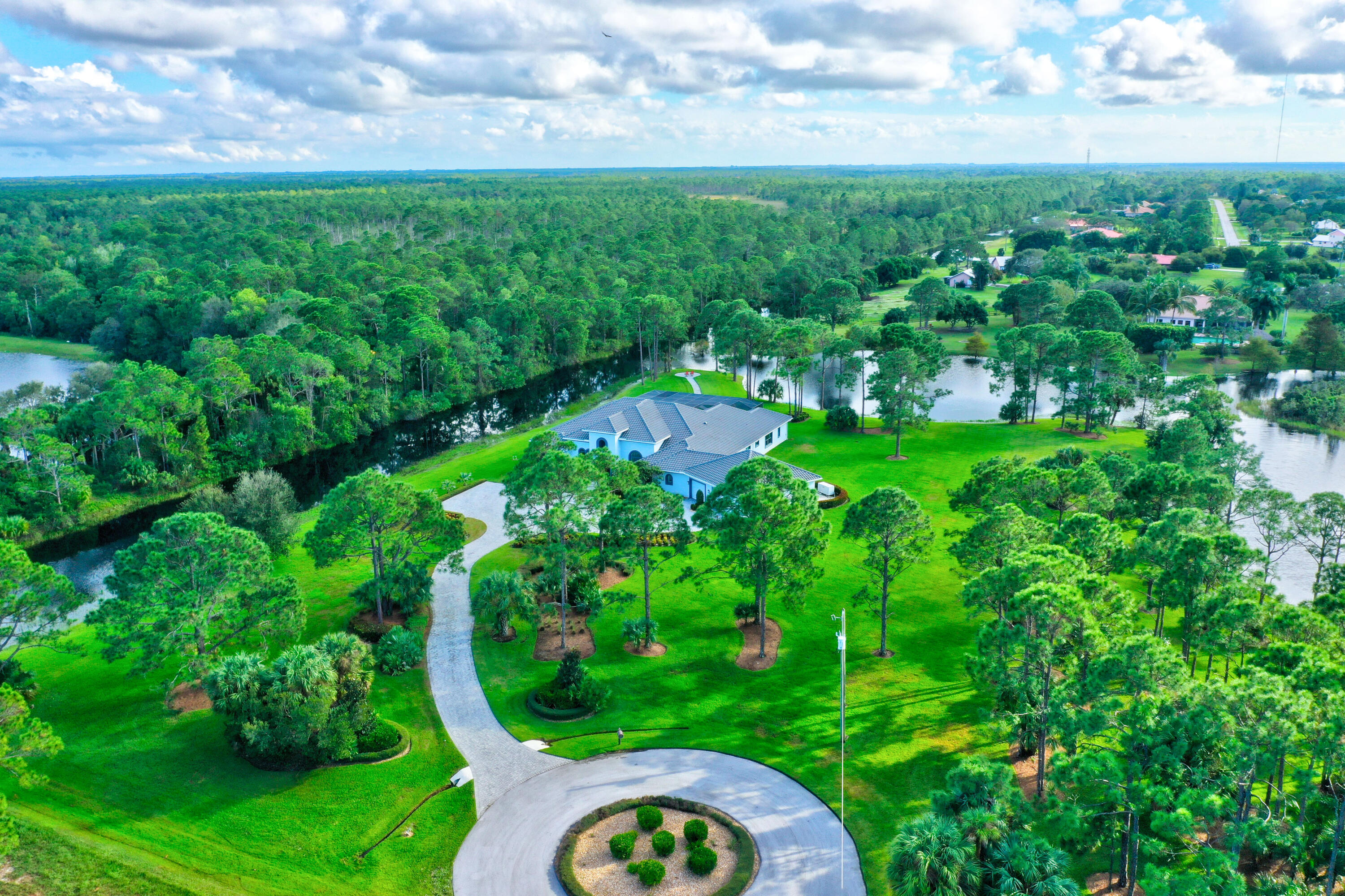 Property Photo: 2308 SW Austin Lane FL 34990