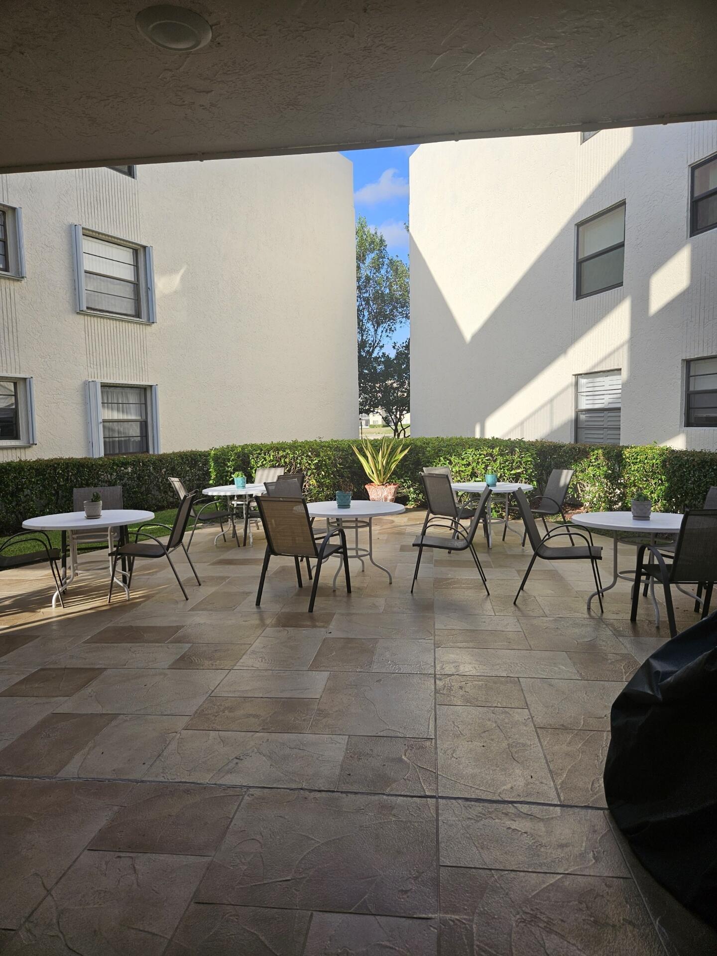 Property Photo: 7462 Fairfax Drive 305 FL 33321