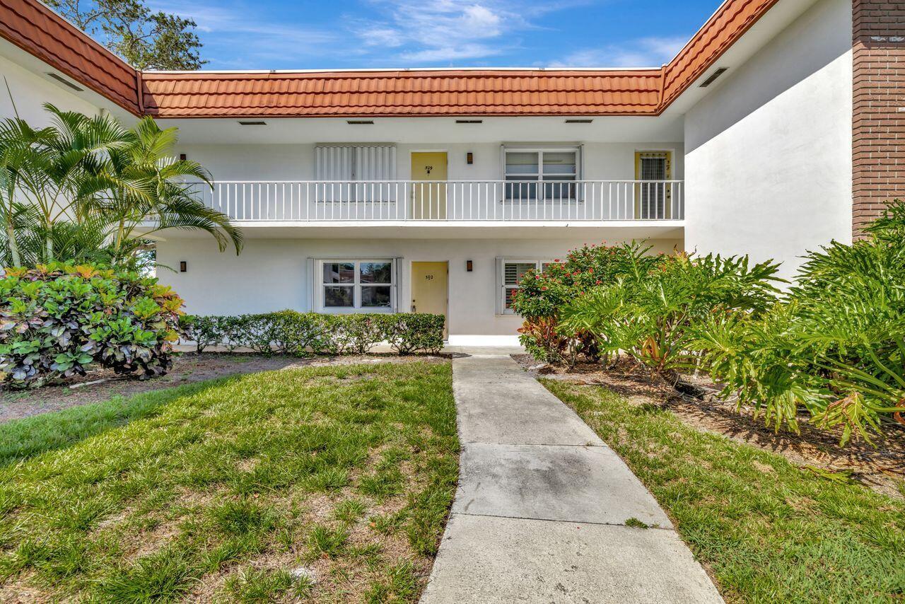 Property Photo: 1225 NW 21st Street 5-502 FL 34994