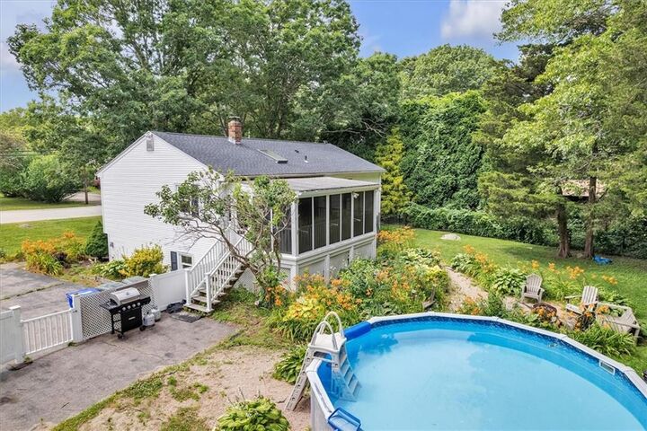 Property Photo: 8 Tonkawa Avenue RI 02891
