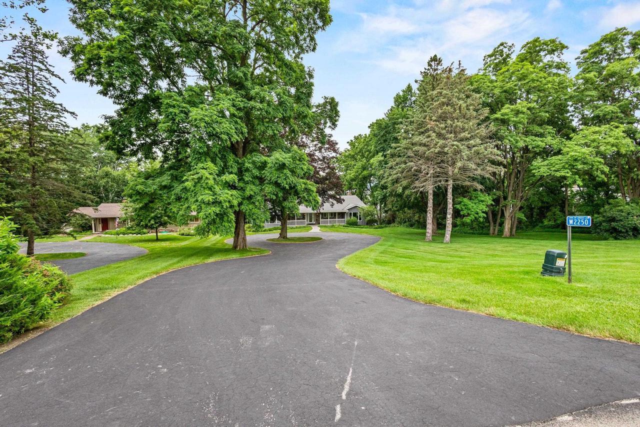 Property Photo:  W2250 Oakwood Avenue  WI 54941 