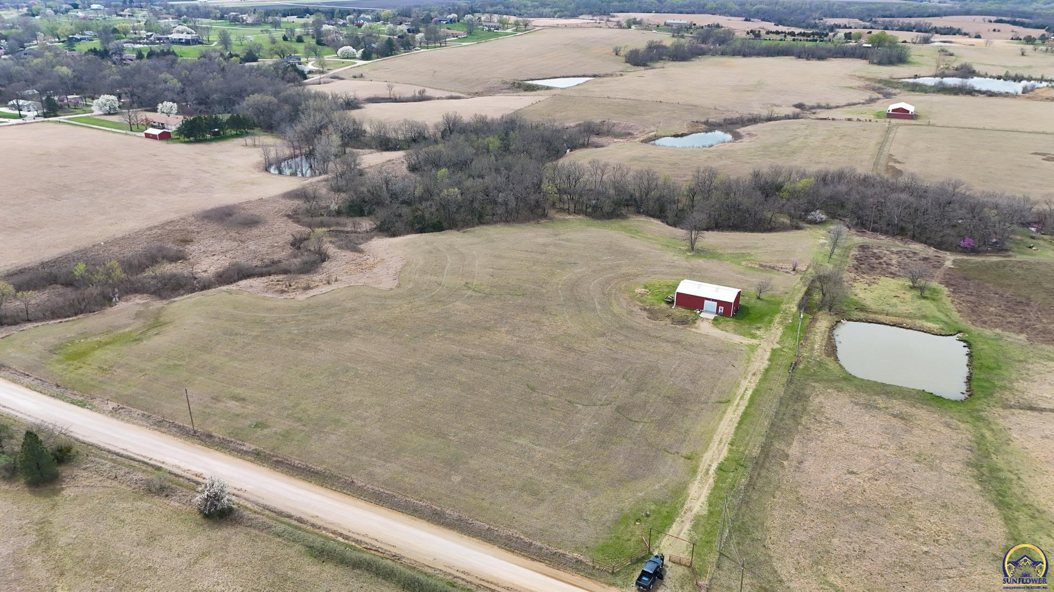 Property Photo:  1800 Road R  KS 66801 