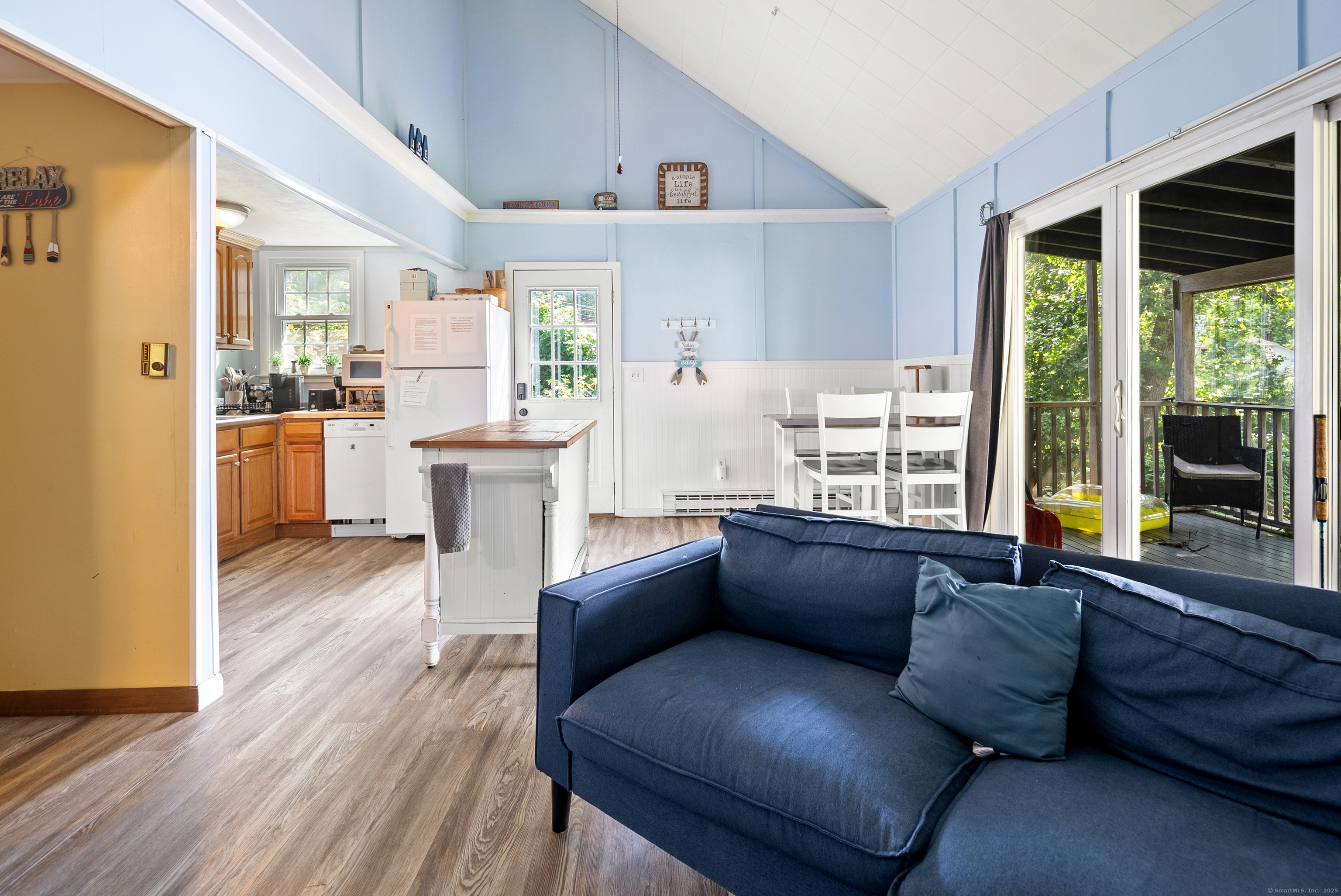 Property Photo:  71 Lake Road  CT 06351 