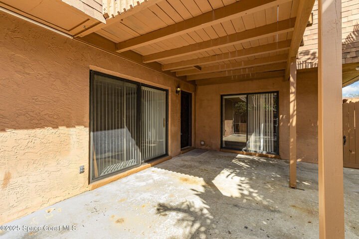 Property Photo:  1736 S Park Avenue  FL 32780 