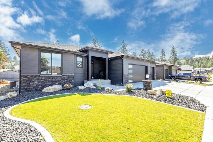 Property Photo:  6110 N Windsor St  WA 99208 