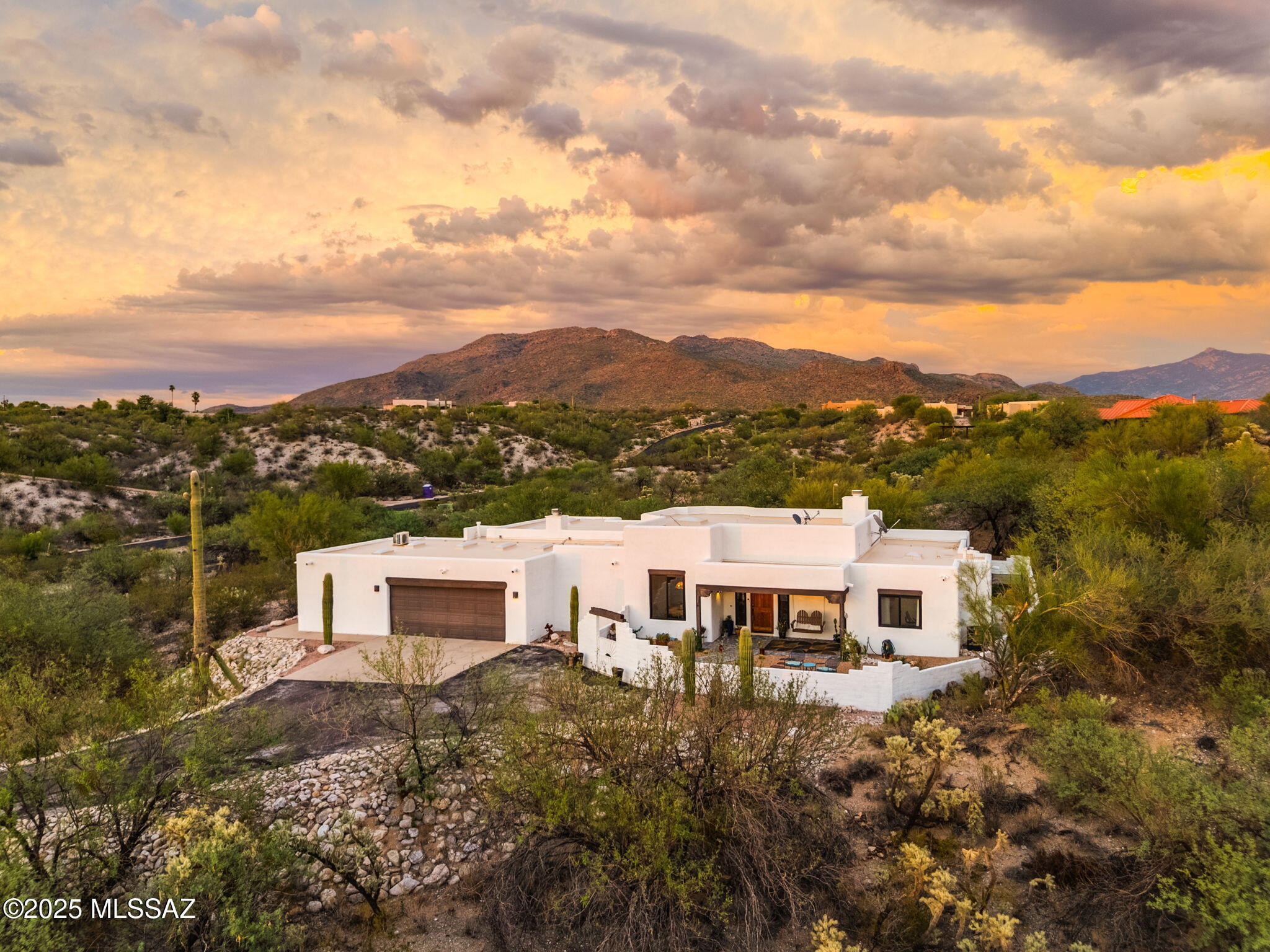 Property Photo: 11646 E Saguaro Crest Place AZ 85747