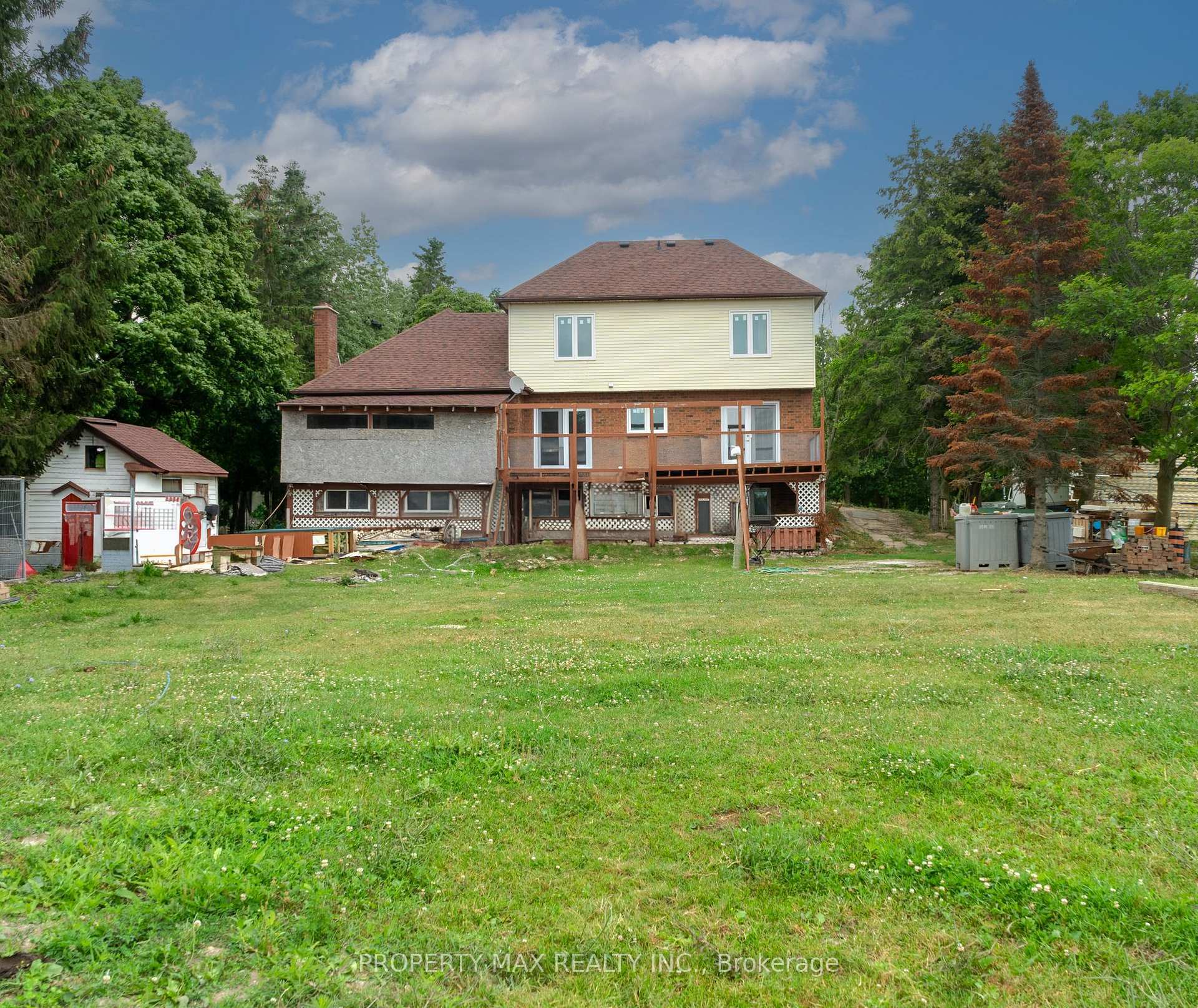 Property Photo: 2086 Solina Road ON L1C 6Z1