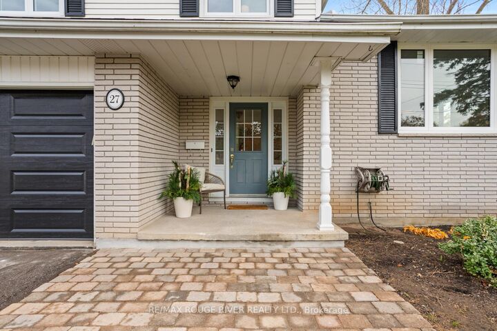 Property Photo:  27 Keller Drive  ON K8P 4B3 