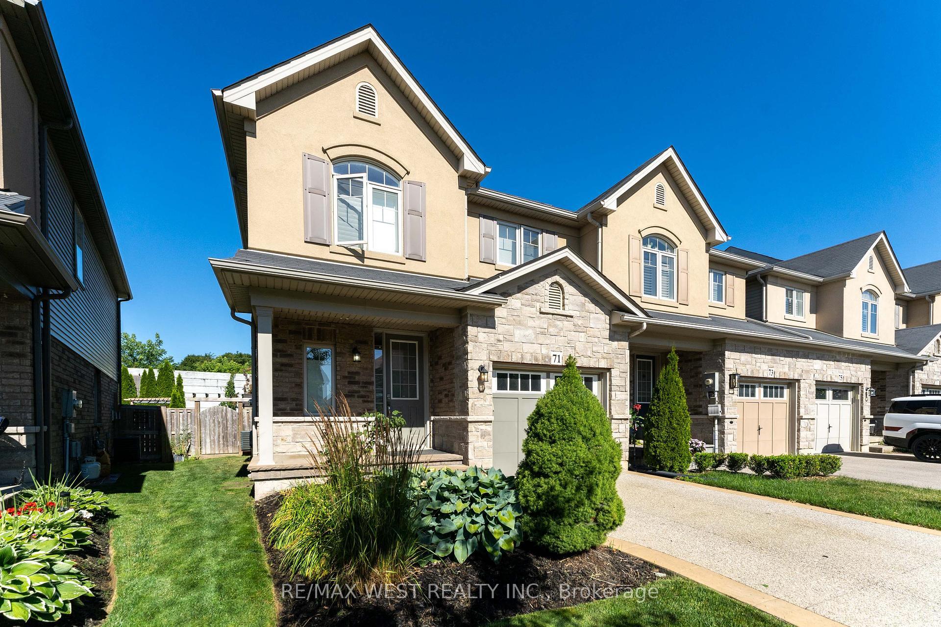 Property Photo: 71 Sexton Crescent ON L9G 0E2