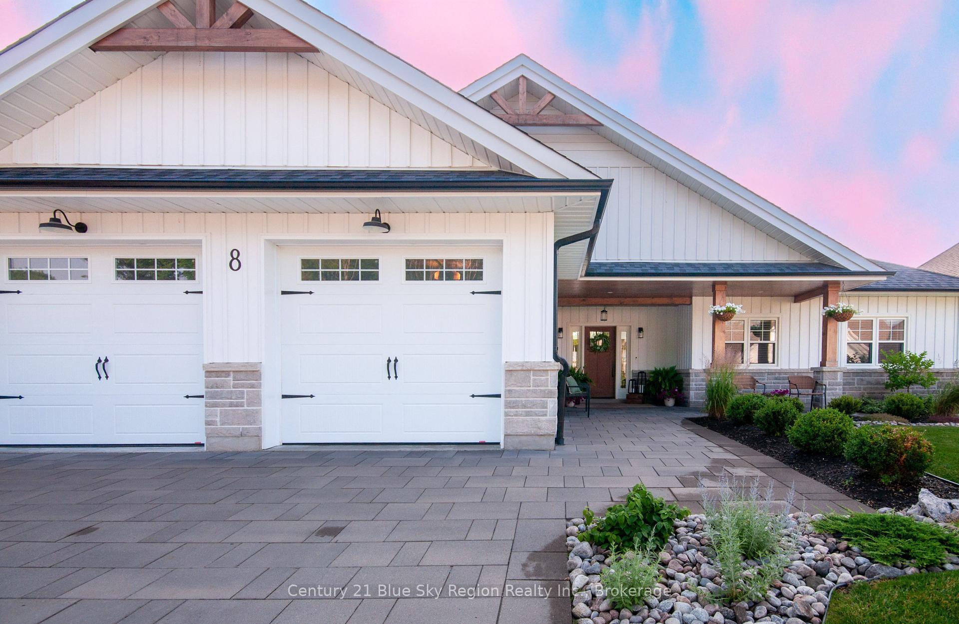 Photo de la propriété: 8 Chateau Ridge ON P1C 0B9