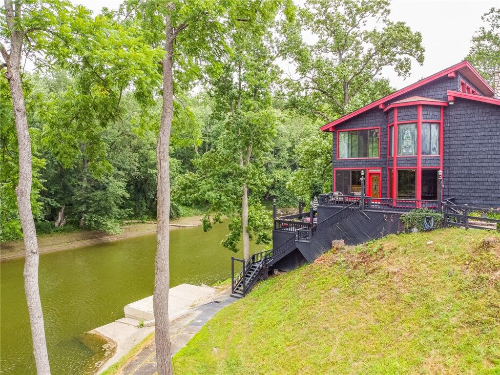 Property Photo: 21412 Shick Dr PA 16335