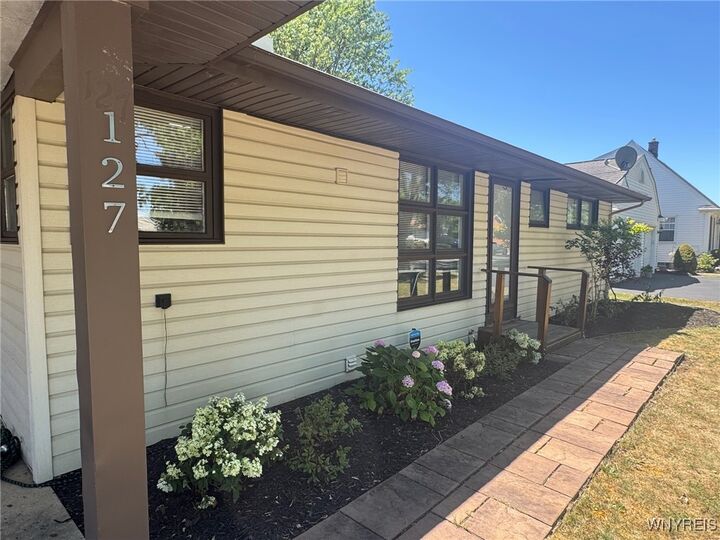 Property Photo:  127 Bannard Avenue  NY 14150 