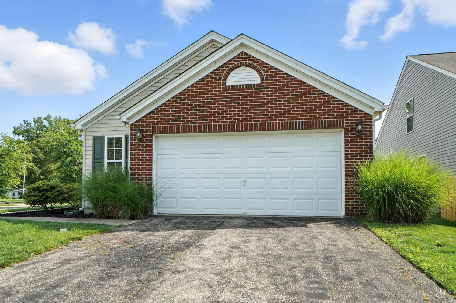 Property Photo: 2001 Collingwood Court OH 45140