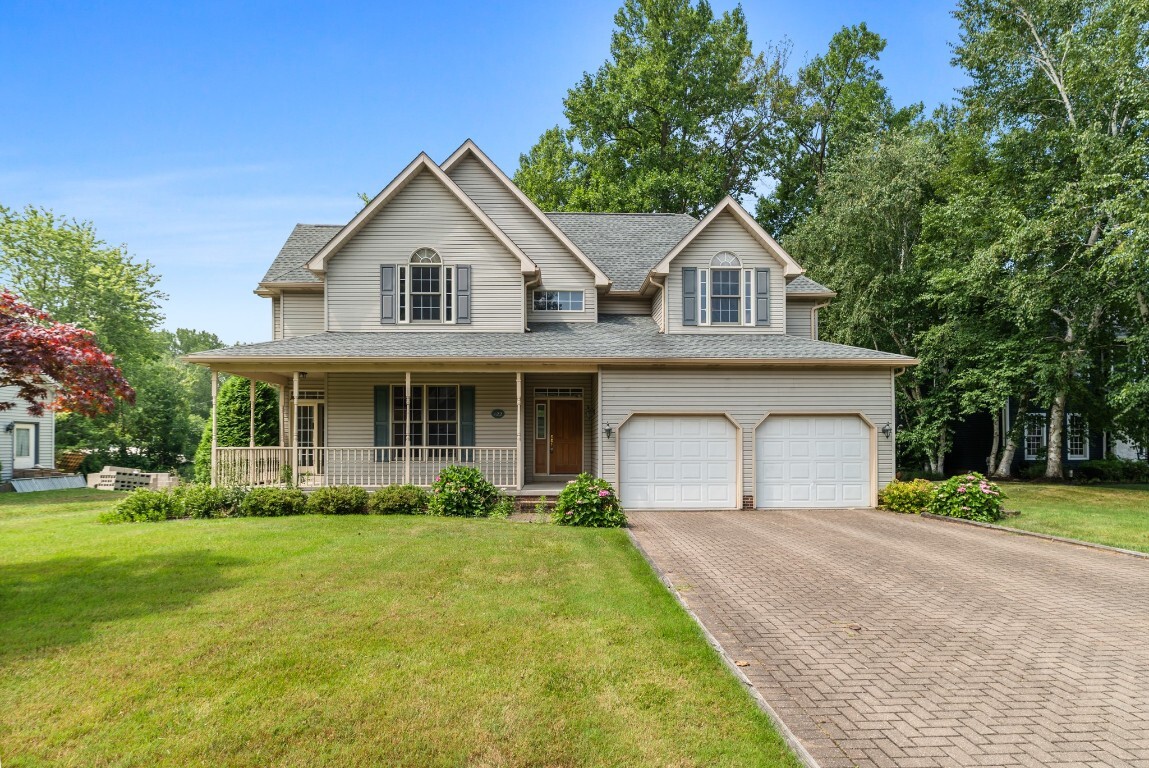 Property Photo: 122 Oak Tree Court PA 16511