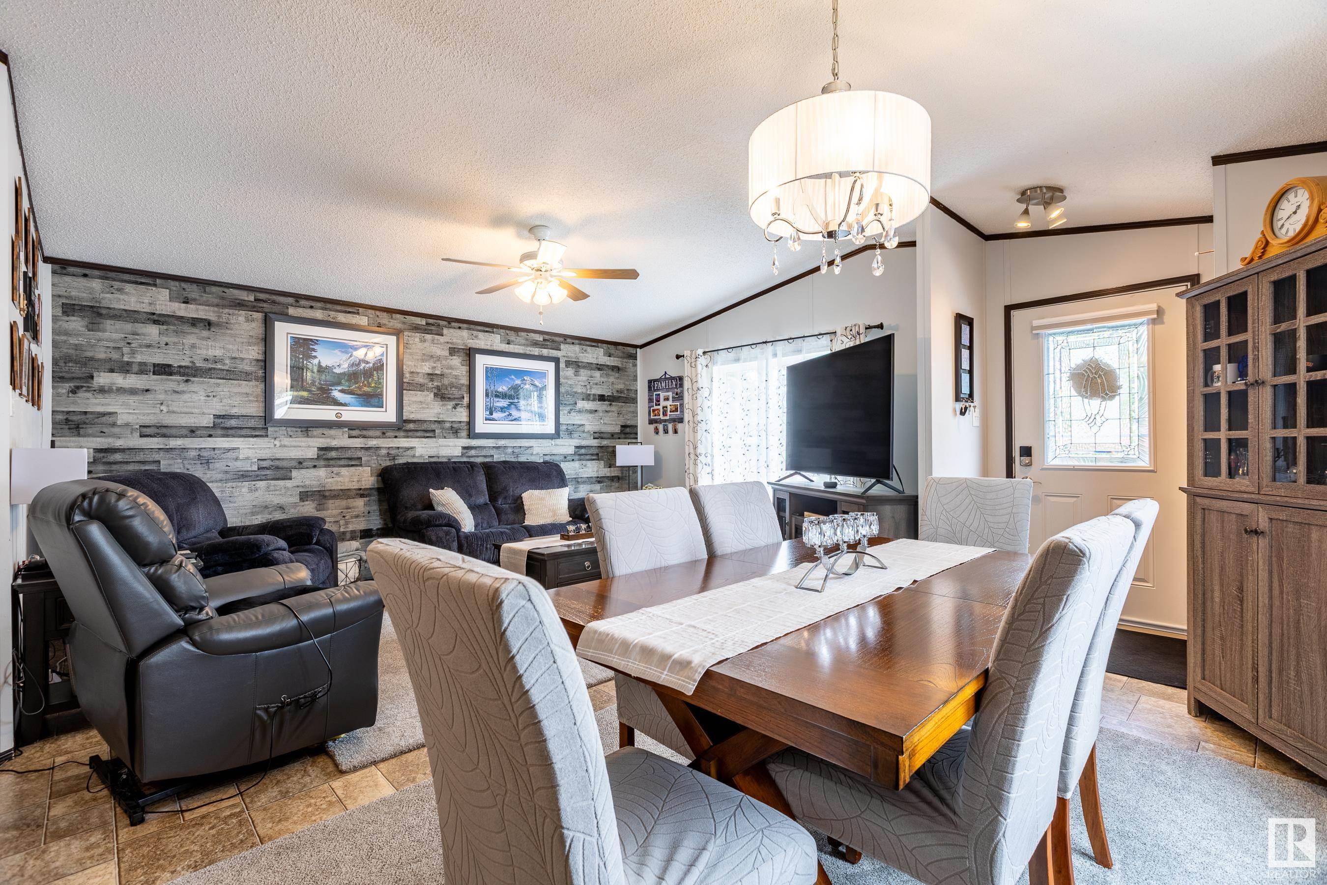 Property Photo: 10410 101A Street 61 AB T8R 1B2
