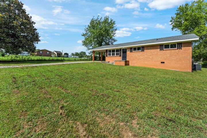 Property Photo: 380 Overlook Drive TN 37397