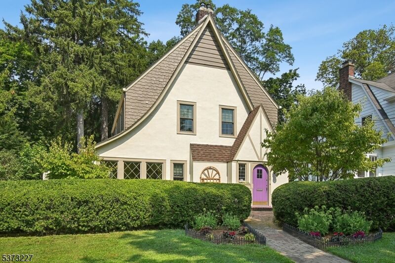 Property Photo:  150 Central Ave  NJ 07940 