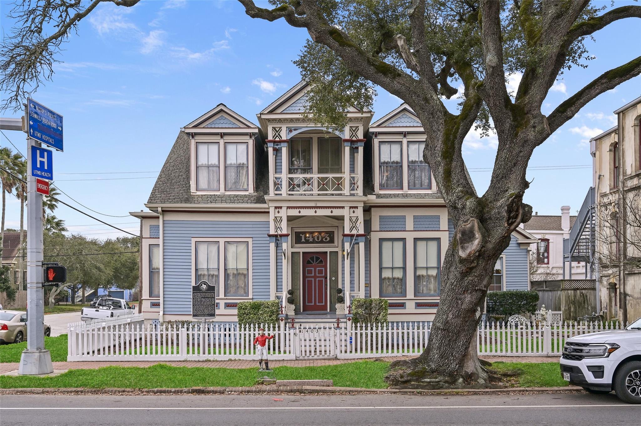 Property Photo: 1403 Broadway TX 77550