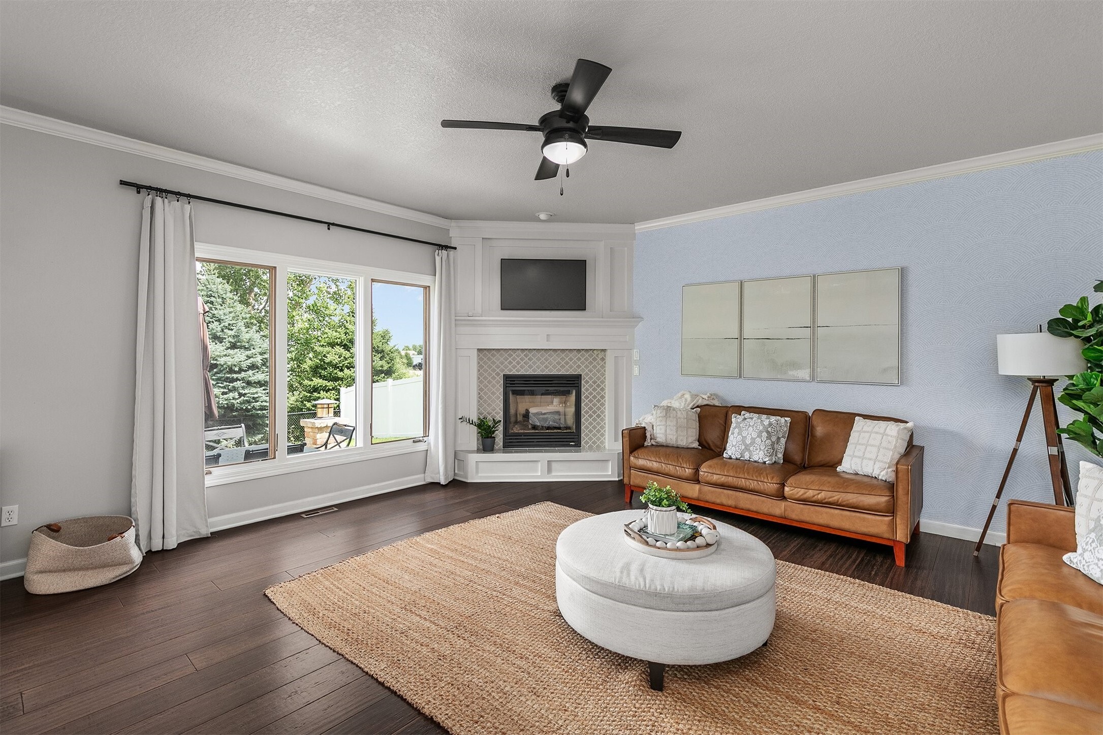 Property Photo: 1032 NW 33rd Street IA 50023